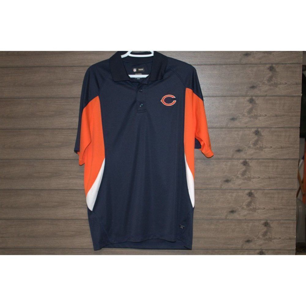 Men's NFL Team Apparel Polo with NFL Chicago Bears Logo size Medium